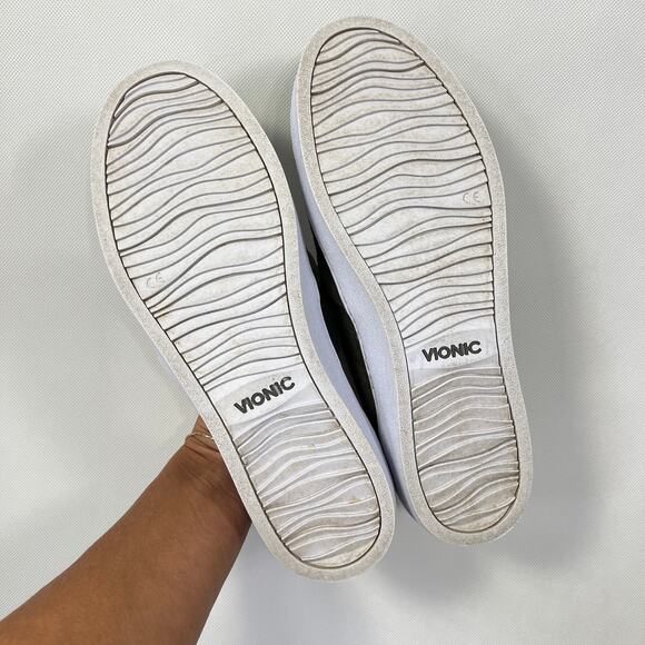 Vionic Kani Sneaker Loafer Suede Perforated Slip On Shoe Olive Green Sz 9 Womens - Picture 8 of 8